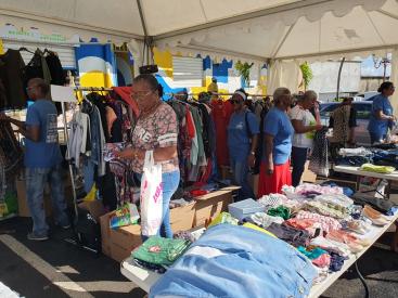 Ville du Robert - SOLIDARITÉ : OPÉRATION 1 CADEAU, 1 ENFANT - Déposez vos  cadeaux dans les écoles du Robert jusqu'au 19 décembre 2018 Plusieurs  enfants de la Ville du Robert se